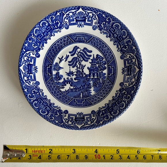 Willow ware saucer - Picture 3 of 3
